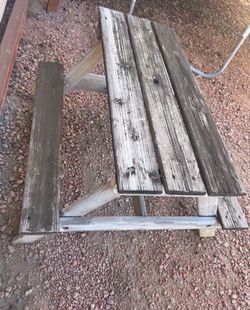 Kids picnic table