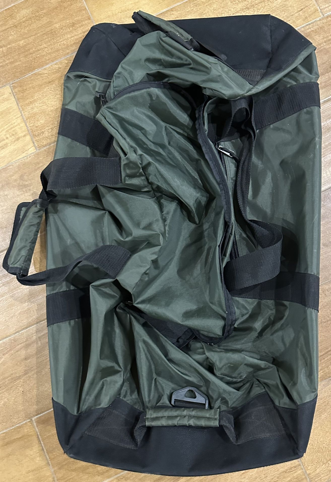Rolling Adventure Duffle Bag XL heavy duty w/strap 34” forest green