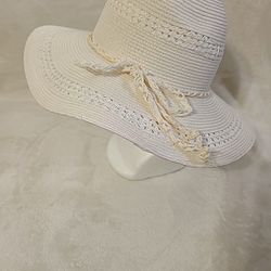 Ivory Wide Brim Straw Paper Sun Pool Hat Osfm