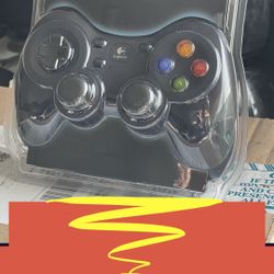 🚨🚨NOT FREE!🚨🚨 Make Offer! CASH OR TRADE! NEW Logitech G F310 Controller, Xinput DirectInput. Works w/ PC, Steam, Big Picture, Chromebook, Computer