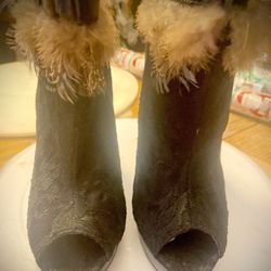 Women’s Two Lips 2