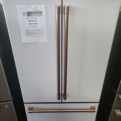 23.1 cu.ft. Smart French Door Refrigerator with Internal Water, Dispenser in Matte White Counter Depth and ENERGY STAR