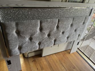 Queen bed
