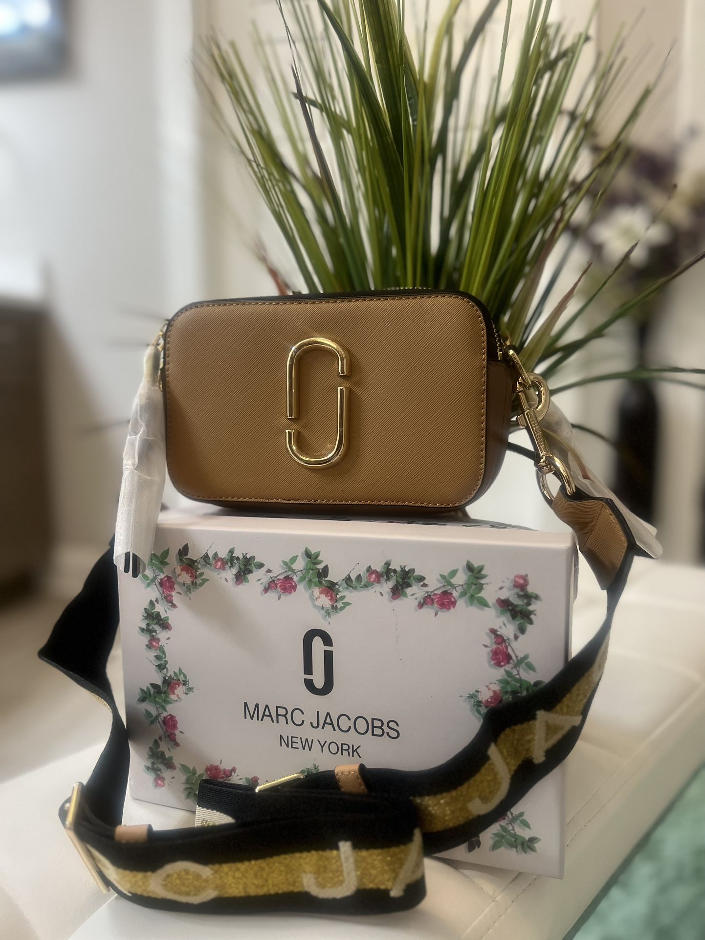 Marc Jacobs Crossbody