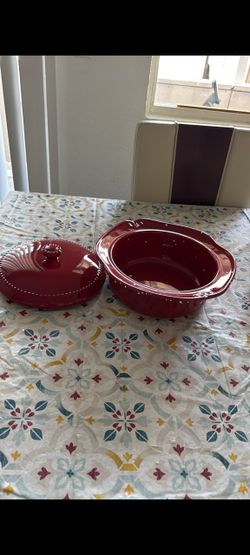 Cacerola de 2 Qt con Tapa Princess House Pavillion Berry (Color Vino) – Nueva en Caja
