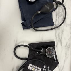 McKesson LUMEON Series aneroid sphygmomanometers WHOLE SALE MAKE OFFERS