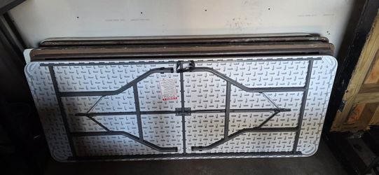 6FT FOLDING TABLES