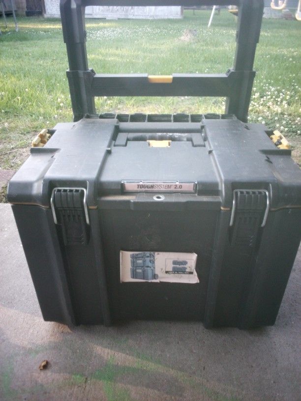 DeWalt Tough System 2.0 Tool Box