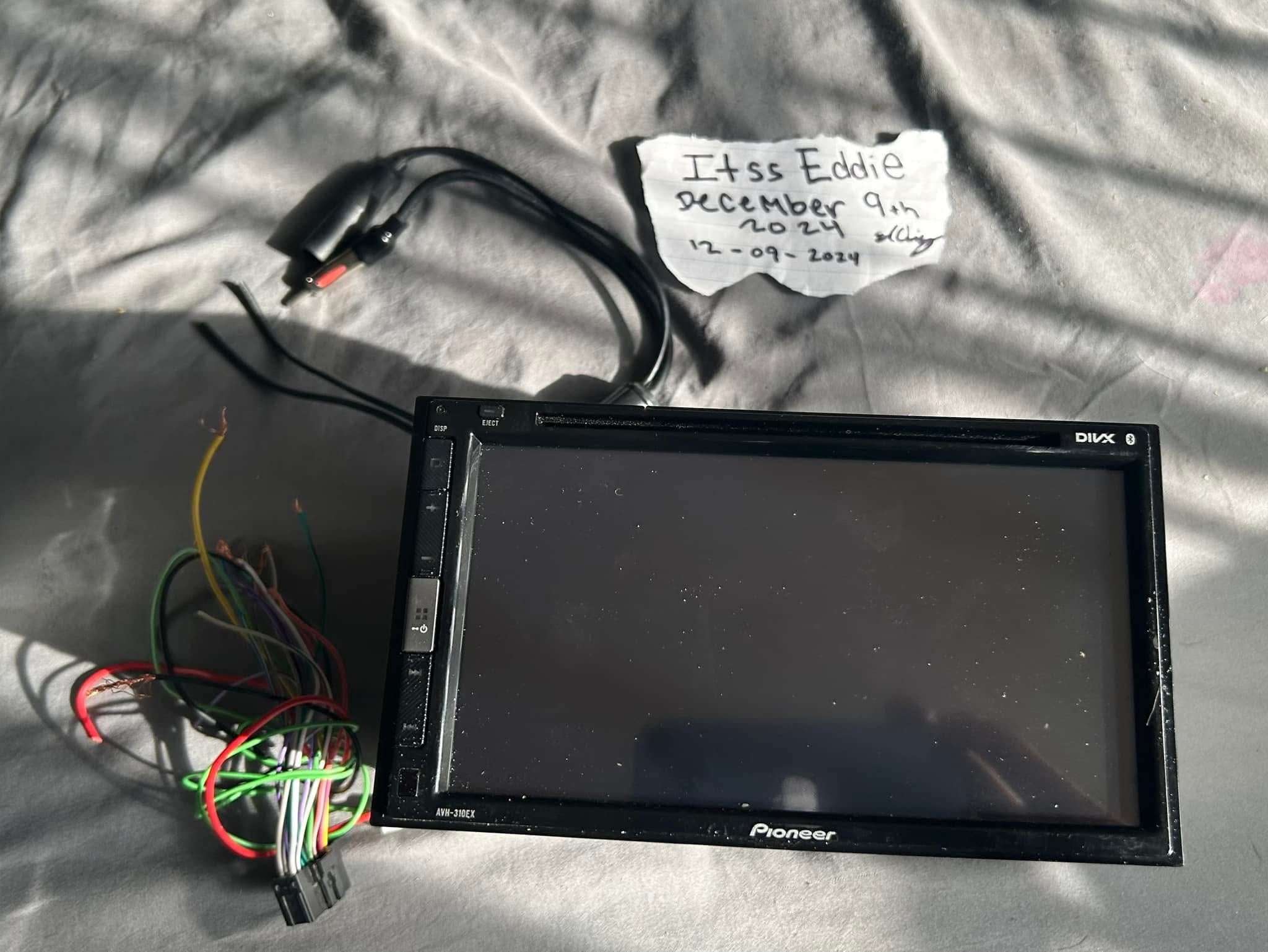 Touch Screen Stereo Bluetooth Pioneer