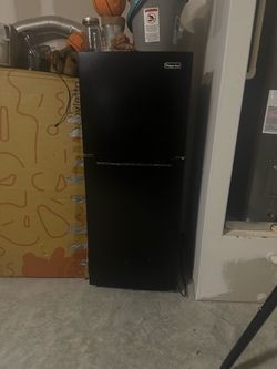 Magic Chef fridge
