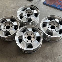Chevy 16” Wheels 