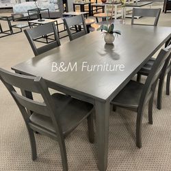 New In Box 📦 Solid Wood Dining Set ( Table and 6 Chairs)