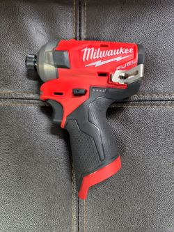 Milwaukee M12 FUEL SURGE 1/4 in. Hex Impact Driver