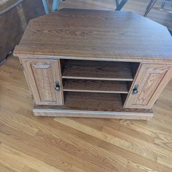 Tv Stand On Rollers 