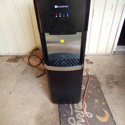 Water Dispenser 