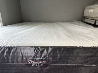 Set King Sizes Mattress And Box Spring 
