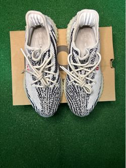 Adidas Yeeyz boost 350 v2 Zebra size 8.5 in great condition with shoe box.