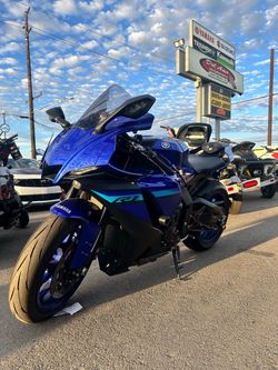 Pre owned R1