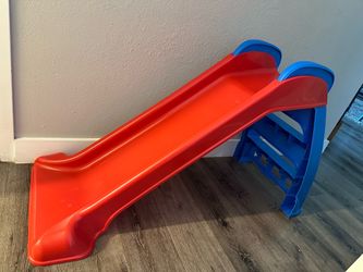 LITTLE TIKES slide with lights