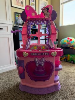 Minnie Mouse Toy Kitchen Playset