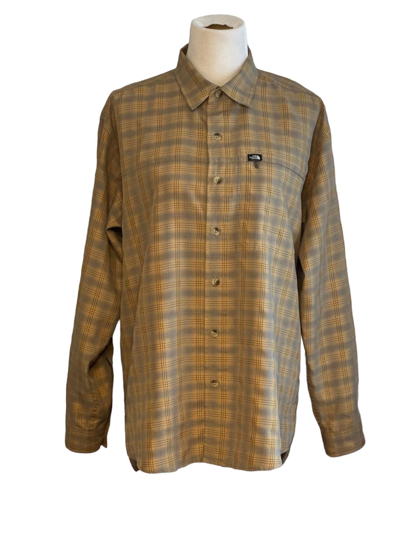 The North Face Mens Med Plaid Button Front Hiking Expedition Button Front Shirt