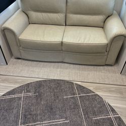 RV Couch And Pull-Out Bed