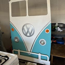 VW Van Cutout