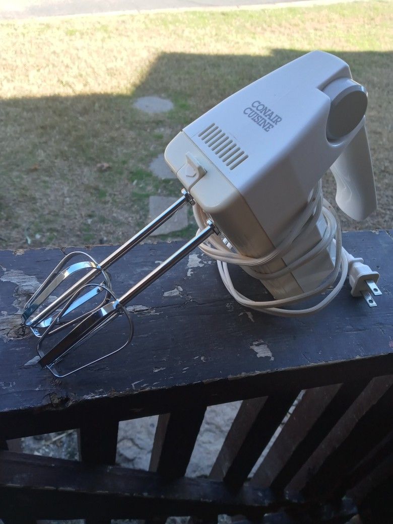 Conair Cuisine Antique 1986 Hand Mixer