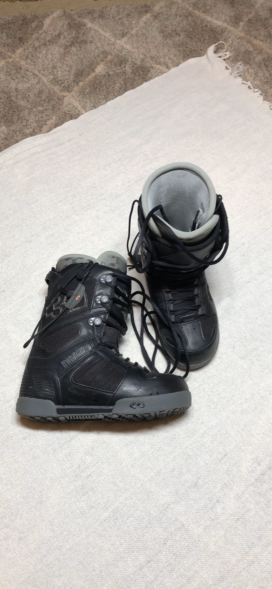 Thirty Two Snowboard Boots Sz 10