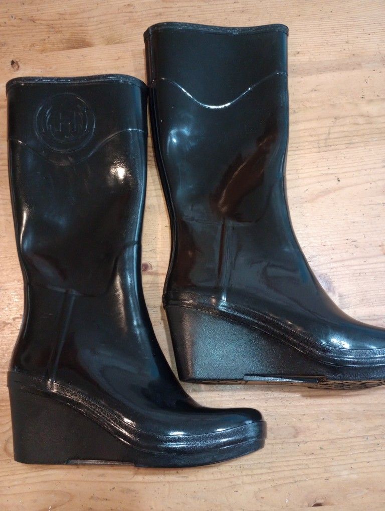 NEW Hunter Champery Wedge Heel Women Rubber Rain Boots!