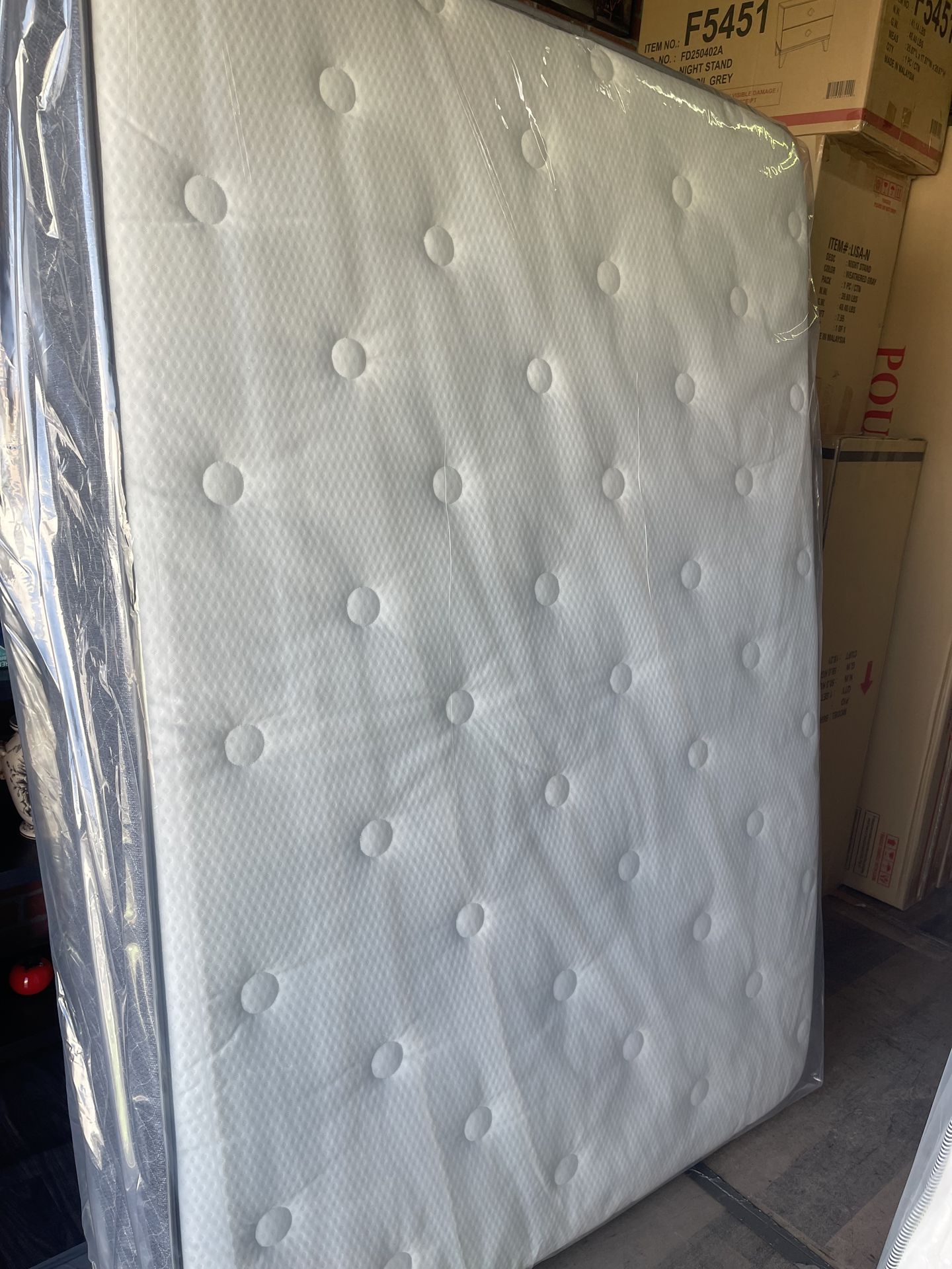 Twin size mattress Serta memory foam