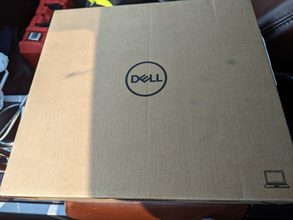 Brand New!!!! Dell Inspiron 13 Laptop