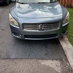 2010 Nissan Maxima