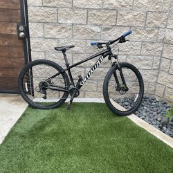Specialized Rockhopper 27.5 M