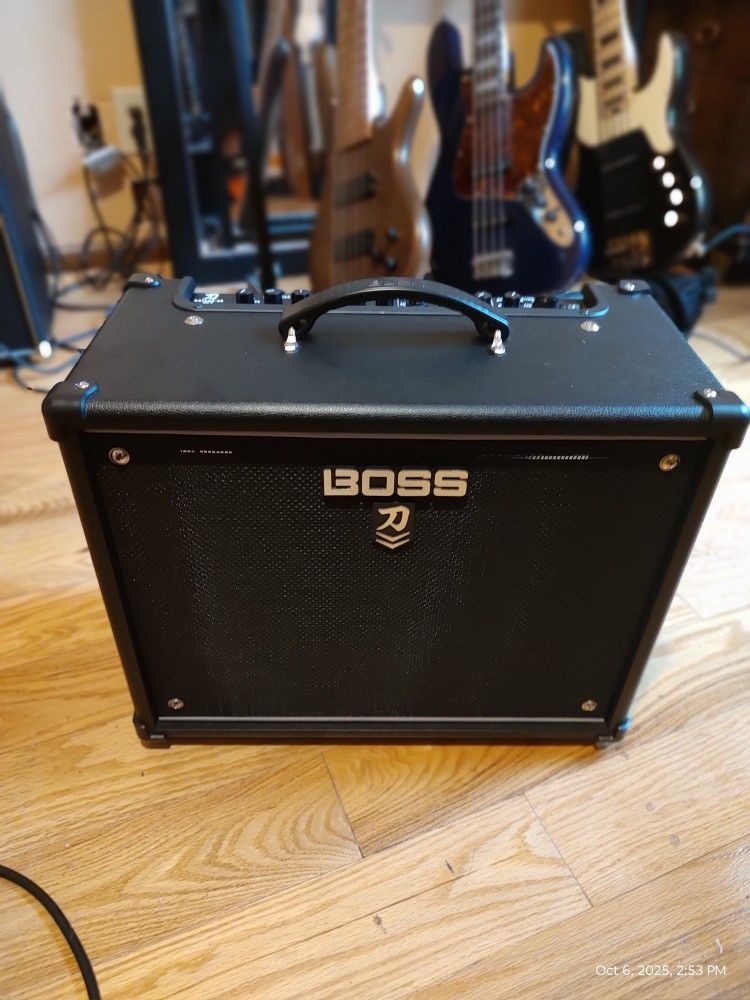 Boss Electric Lead Guitar Amplifier