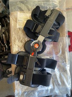 Berg T scope Knee Brace Brand New