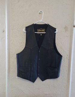 Nice Genuine Leather Vest. Size 52, Nice Condition.