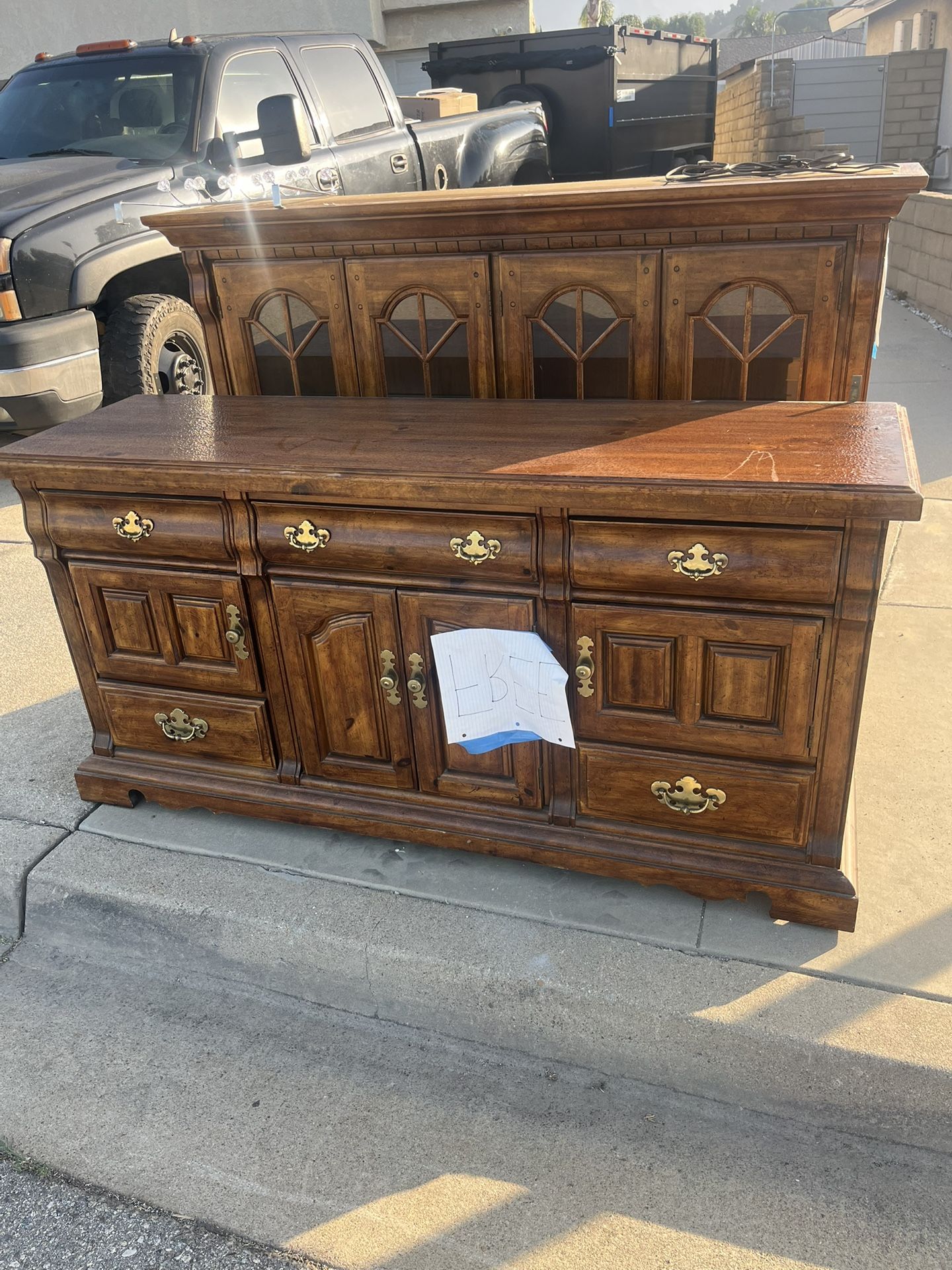 China Cabinet Hutch 