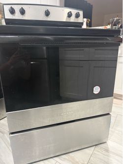Amana Electric Stove
