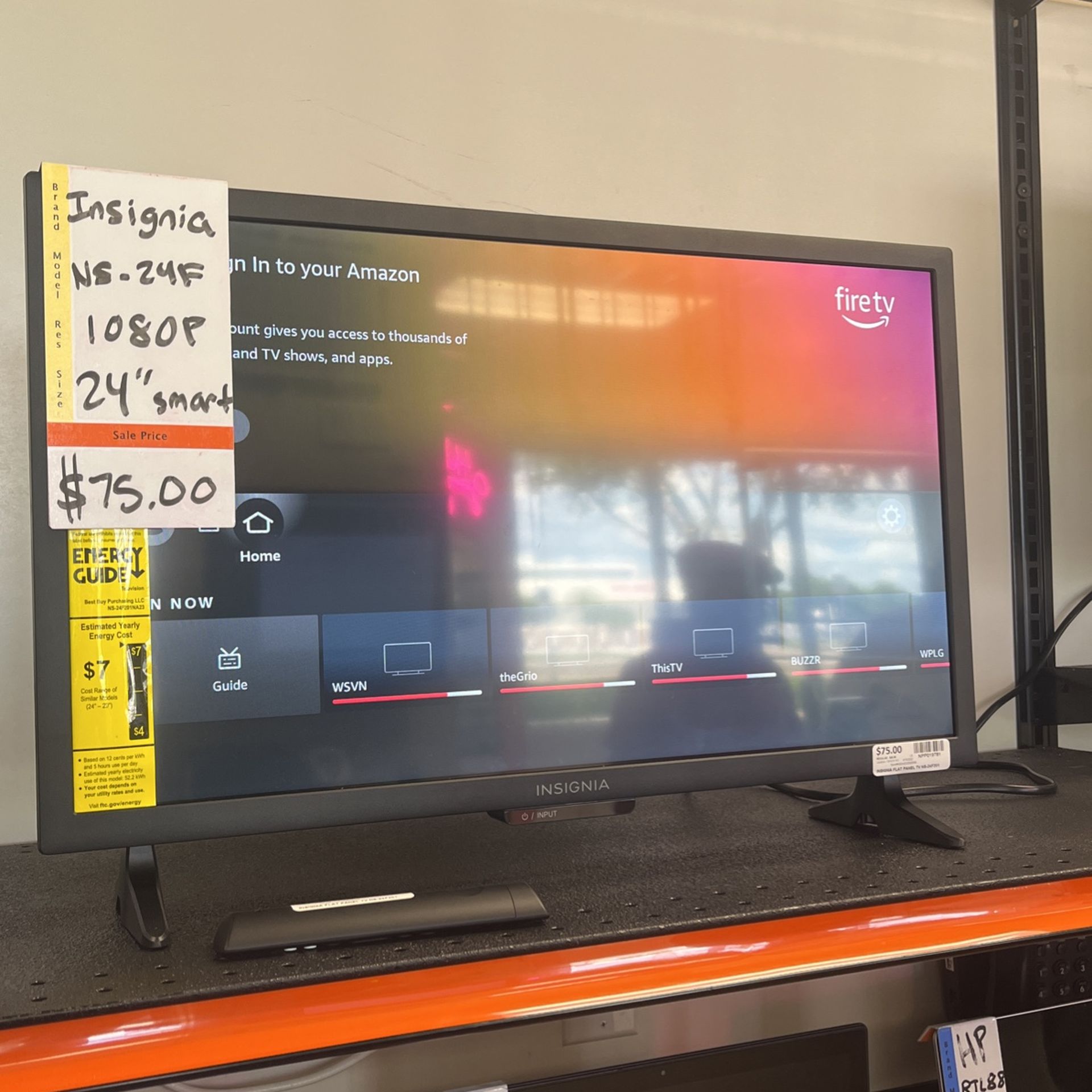 Insignia 24 Inch. Smart Tv