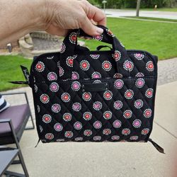 Vera Bradley Like New Hanging Make Up Bag