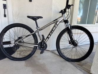Trek marlin 5