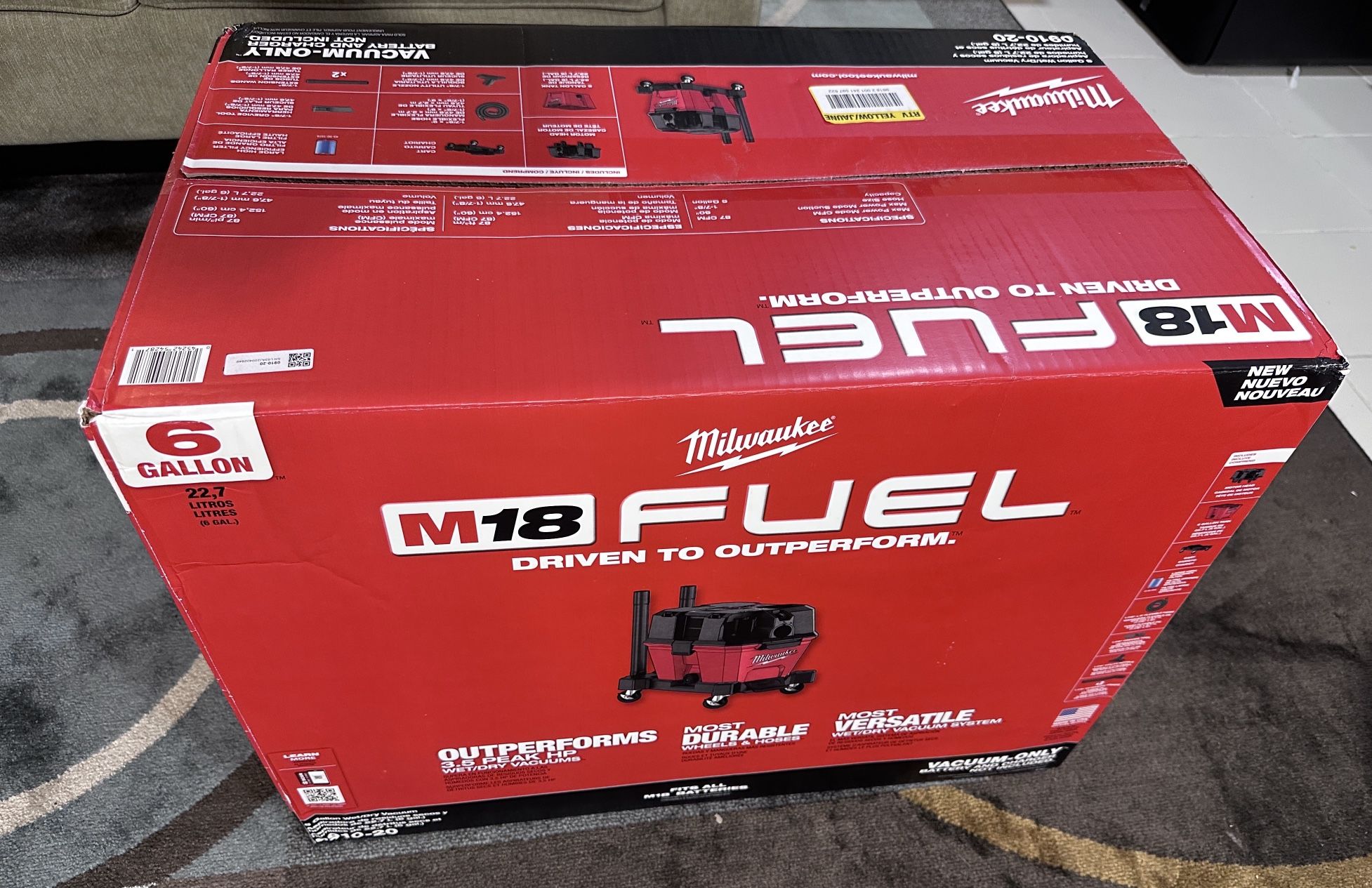 Milwaukee M18 6 Gallon Cordless Wet/Dry Shop Vac