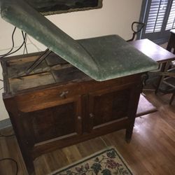 Antique Doctors Exam Table 