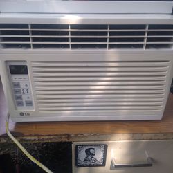 Air Conditioner LG 6000 BTU Window Unit AC