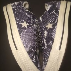 CONVERSE.