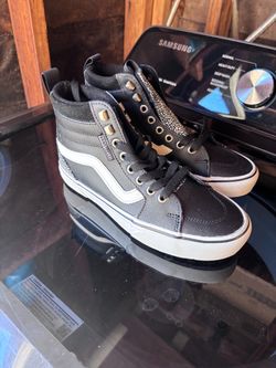 Women’s Shoes – Size 6.5