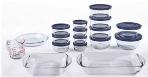 Brand New In Box 30 pcs glass storage and bakeware set