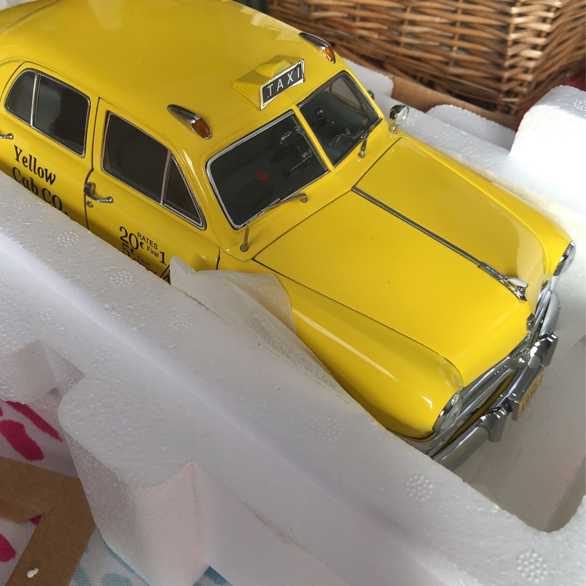 1950 Ford Yellow Cab 1/18 スケール Precision 1:18 Ford 1950 Yellow