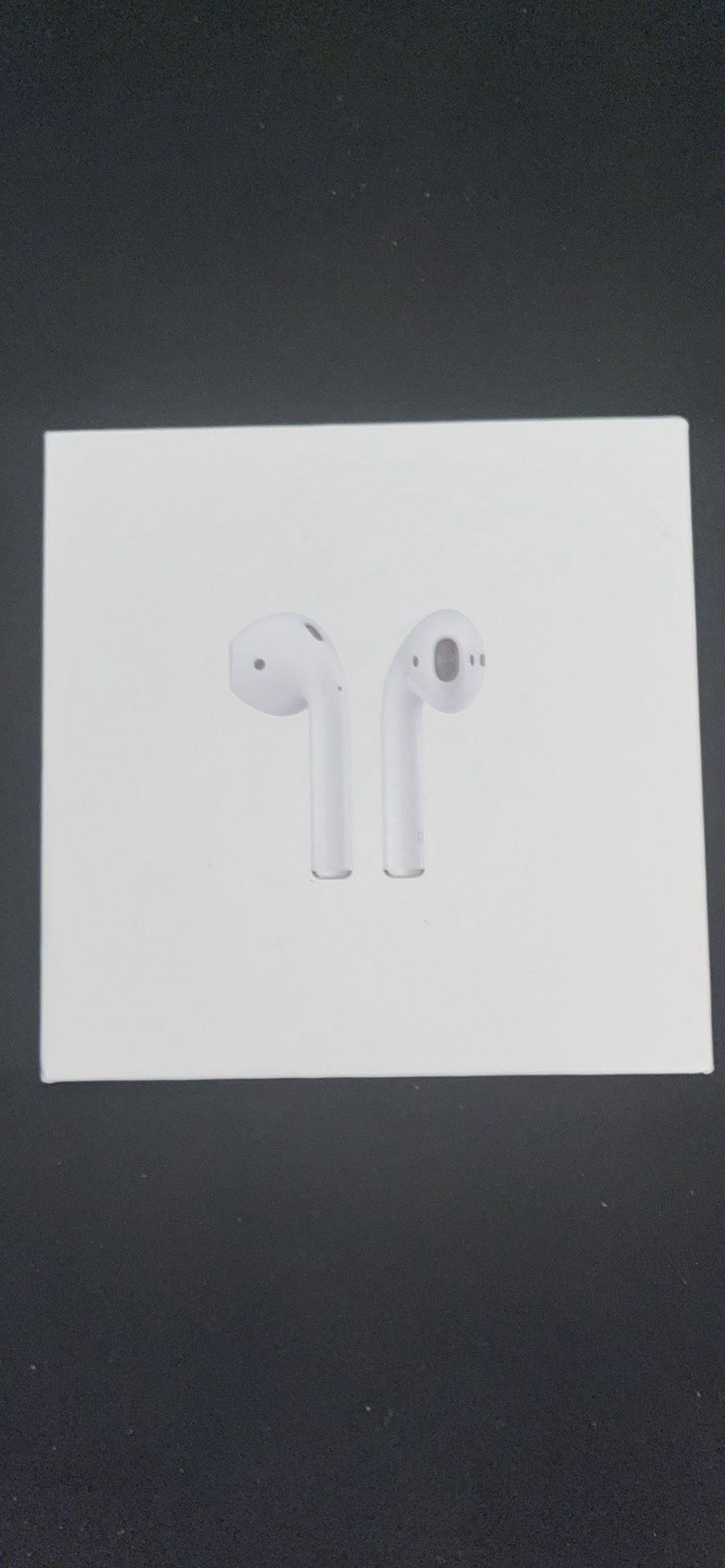 AirPods